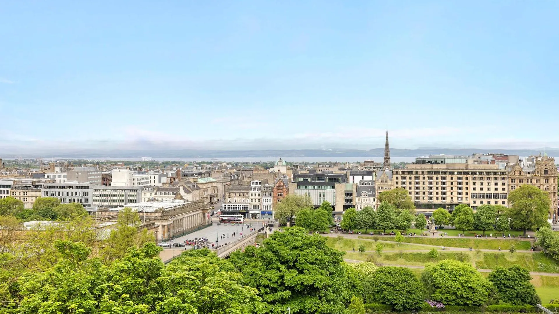 Joivy Eclectic Apartment Near Edinburgh Castle